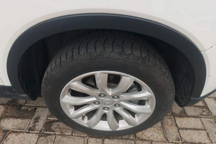 Used Bestune X40 2019 1.6L Manual Luxury Edition China V Right Front Wheel Hub