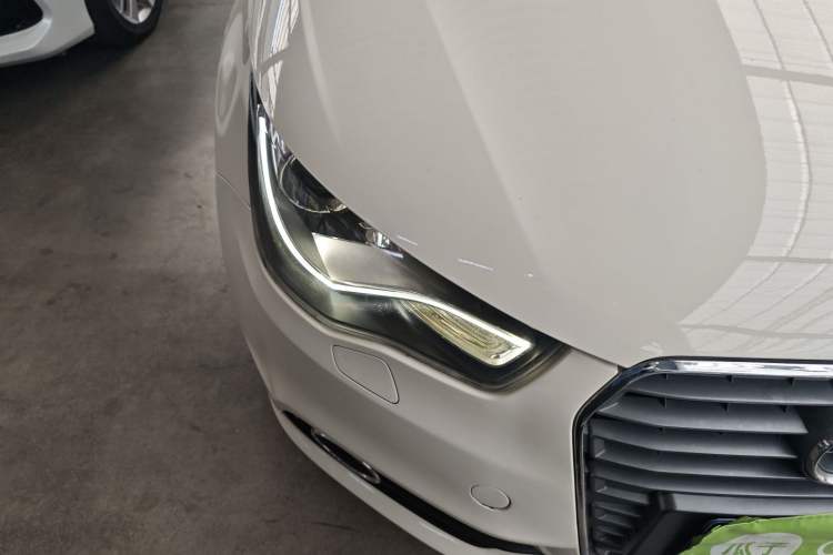 Used Audi A1 2014 30 TFSI Comfort Model Exterior 3