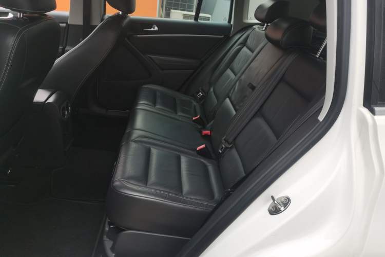 Used Volkswagen Tiguan L 2016 300TSI Automatic Two-Wheel Drive Luxury Edition