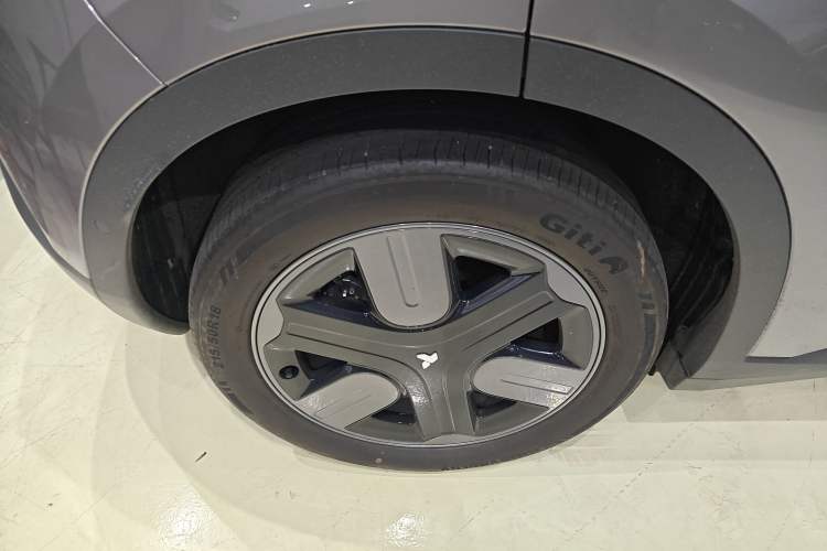 Used firefly firefly 2025 Illuminated Edition