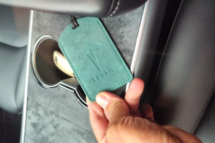 Used Tesla Model 3 2019 Long-Range Rear-Wheel-Drive Version Vehicle Key