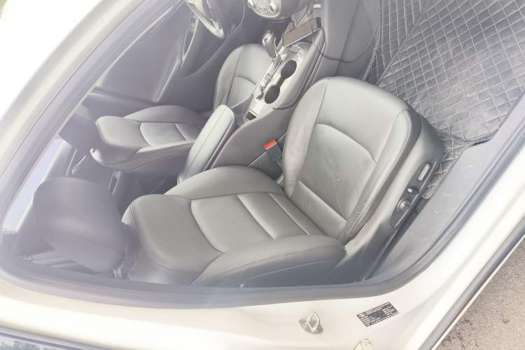 Used Chevrolet Malibu XL 2016 1.5T Dual-Clutch Ruichi Edition Right Front Seat