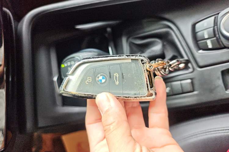 Used BMW X1 2016 sDrive18Li Premium Edition Vehicle Key