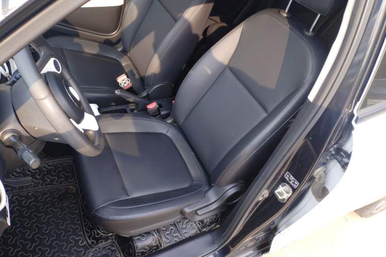 Used ORA Black Cat 2019 351 km Family Edition
