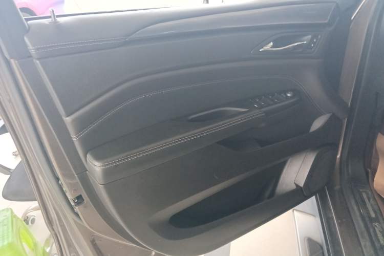 Used Cadillac SRX 2015 3.0L Comfort Version