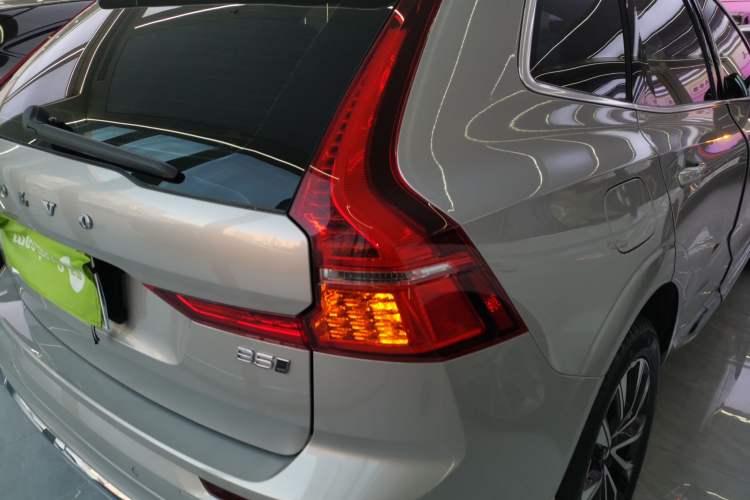 Used Volvo XC60 2025 B5 Four-Wheel Drive Smart & Advanced Luxury Edition
