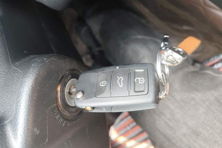 Used Subaru XV 2012 2.0i Comfort Edition
