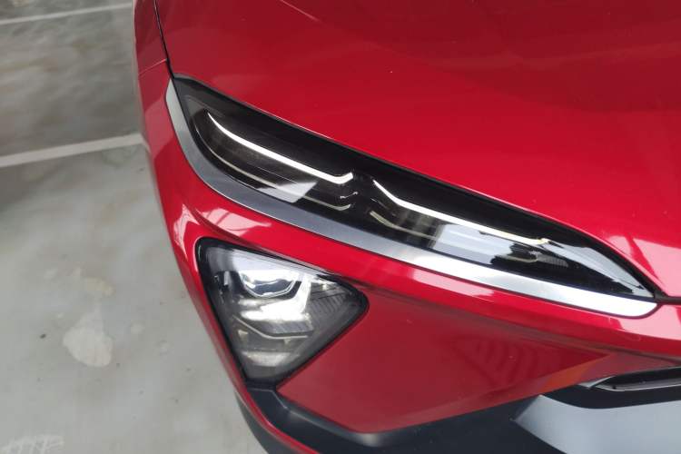 Used Nio EC6 2022 75 kWh Sport Edition Right Front Headlight