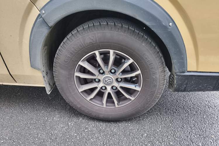 Used Yuejie Camaster 7 Series 2022 2.4L Camping Vehicle 4K22D4M
