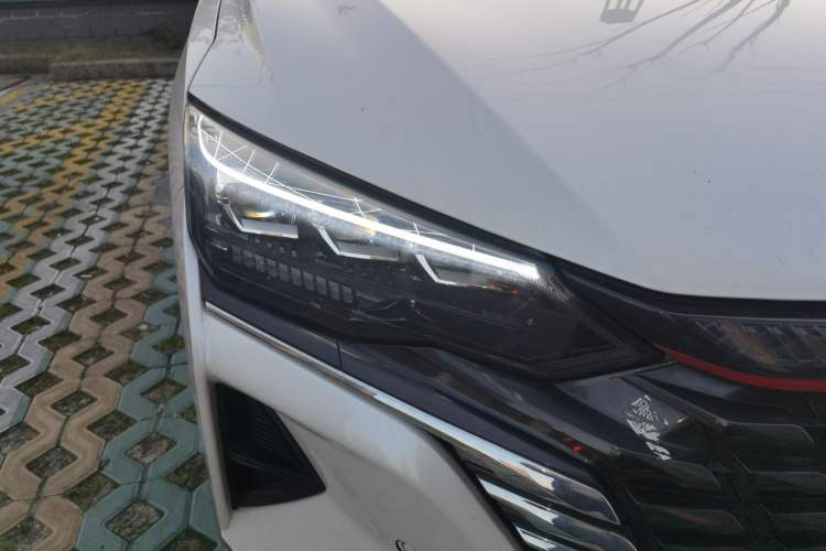 Used Dongfeng Aeolus Yixuan MAX 2021 1.5T Ultra-Fierce Cool Dad Edition
