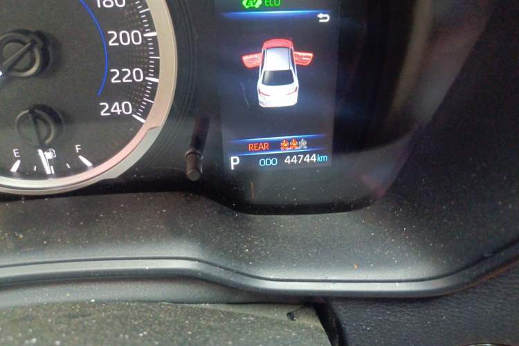 Used Toyota Corolla 2022 Dual-Motor 1.8L E-CVT Pioneer Edition
