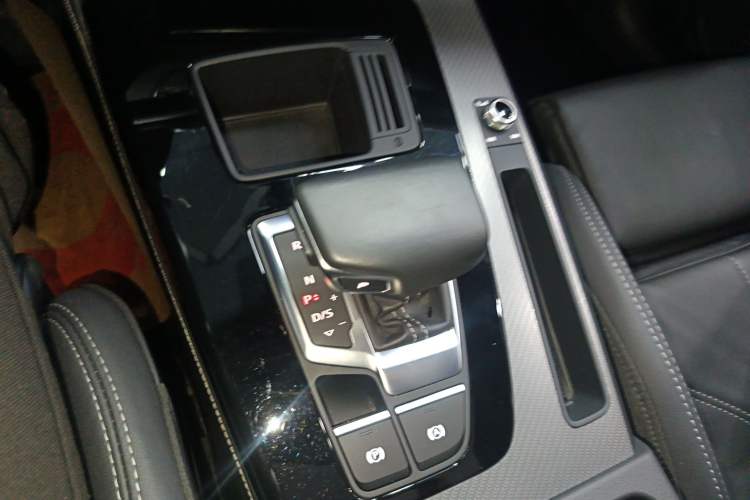 Used Audi Q5L 2023 40T Luxury Dynamic Model