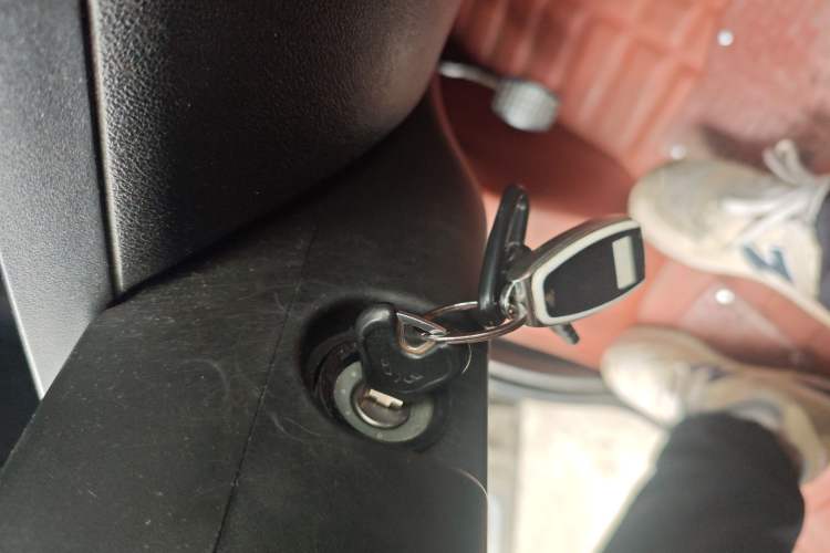 Used Wuling Zhiguang 2020 1.2L Practical Model China VI LSI
