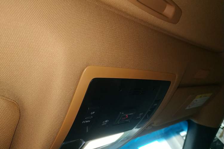 Used Lexus ES 2023 200 Excellence Edition