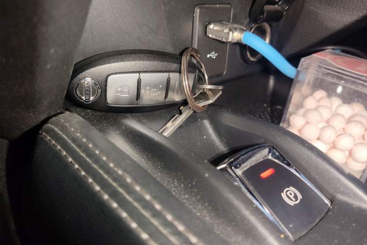 Used Nissan X-Trail 2019 2.0L CVT Smart Connect Comfort Edition 2WD