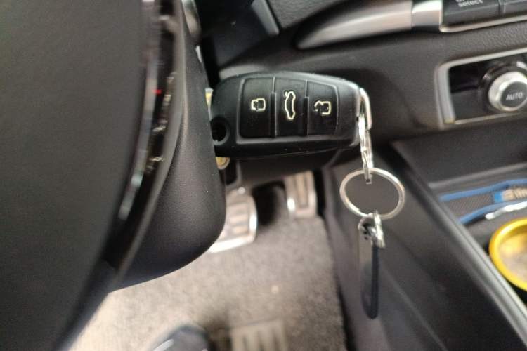 Used Audi A3 2016 Limousine 35 TFSI Style Edition