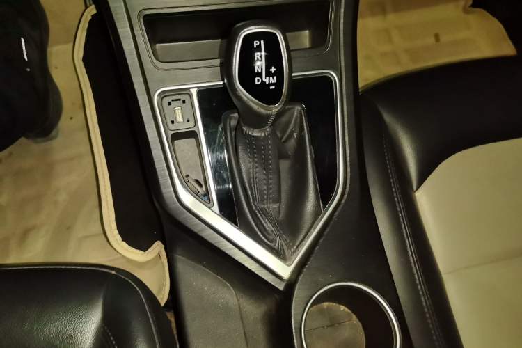 Used Geely Auto Vision 2020 1.5L CVT Asian Games Edition Gear Lever