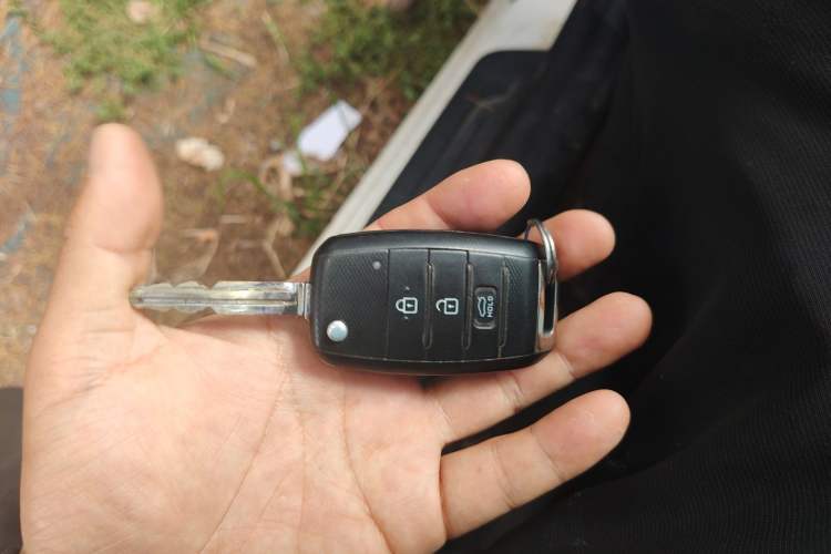 Used Kia K3 2016 1.6L Manual GL Vehicle Key