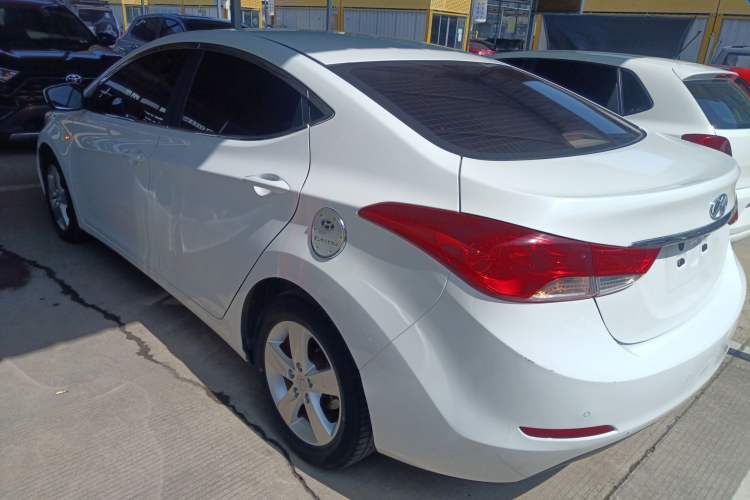 Used Hyundai Elantra (5th Generation / Langdong) 2012 1.6L Automatic Fashion Edition