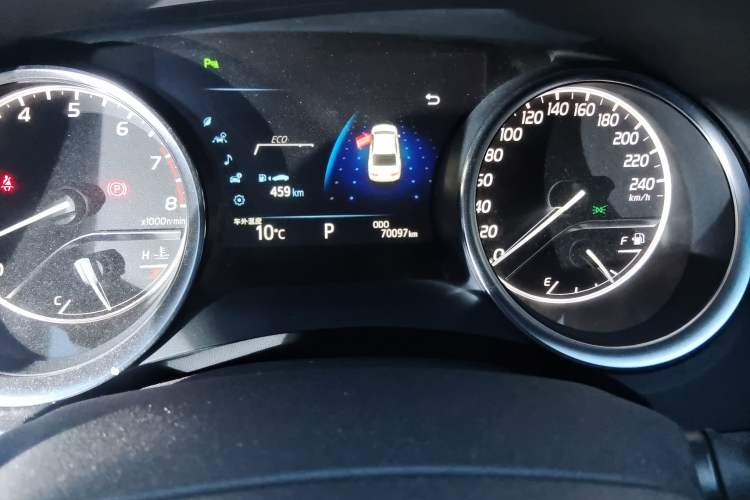 Used Toyota Camry 2018 2.0G Luxury Edition
