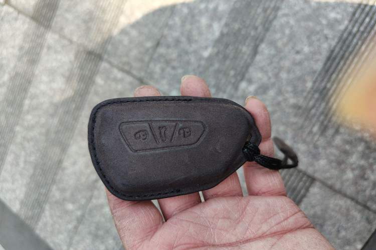 Used Volkswagen ID.4 CROZZ 2022 Long-Range PRO Edition Vehicle Key
