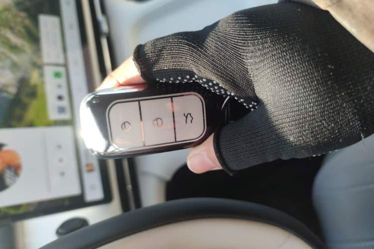 Used Geely Galaxy Xingjian 7 EM-i 2025 120km Exploration+ Version
