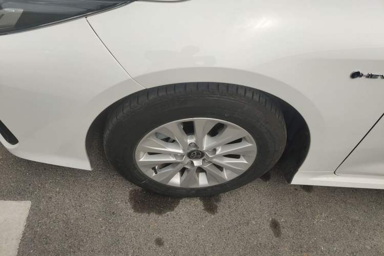 Used Toyota Corolla 2024 1.8L Smart Electric Hybrid Dual-Engine Pioneer Edition Left Front Wheel Hub