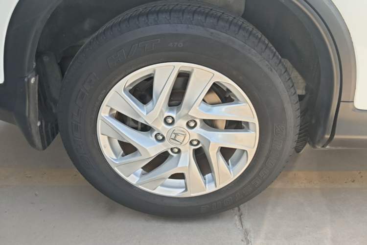 Used Honda CR-V 2015 2.4L two-wheel drive luxury version
