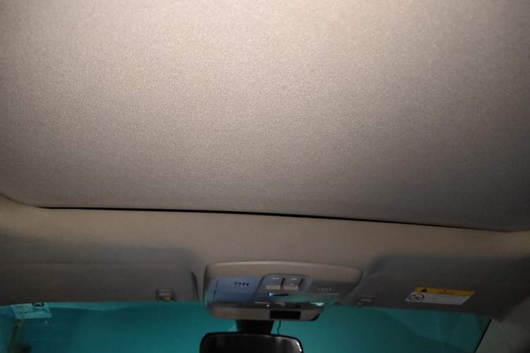 Used Buick Envision 2016 20T Two-Wheel-Drive Elite Model Headliner