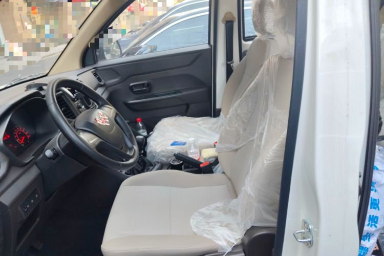 Used Wuling Hongguang V 2022 1.5L Jingqu Edition Electric-Assist LAR