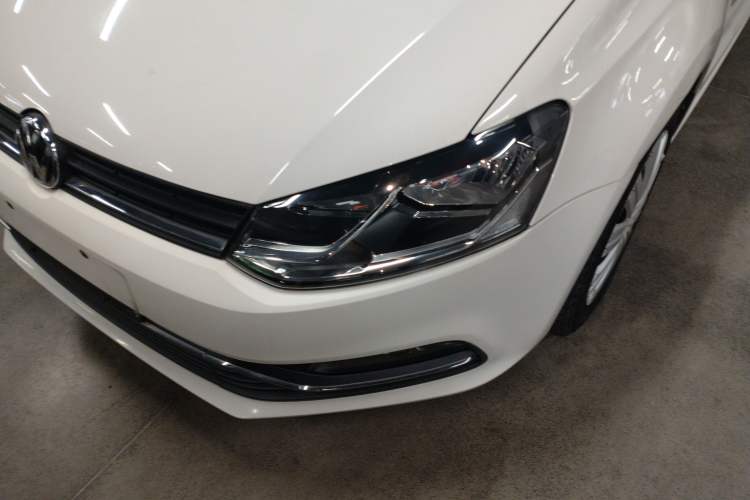 Used Volkswagen Polo 2016 1.6L Automatic Comfort Model Left Front Headlight