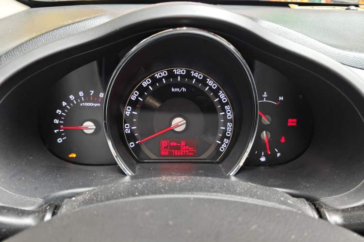 Used Kia Sportage R 2014 2.0L Automatic Two-Wheel Drive GL Instrument Cluster