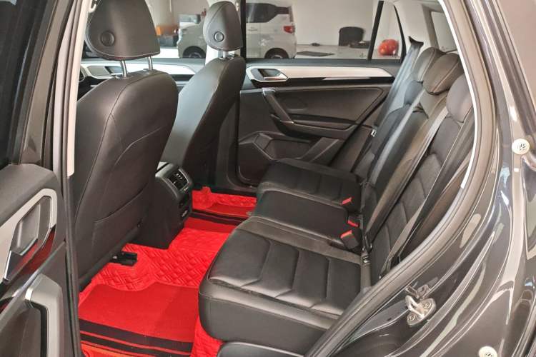 Used Volkswagen Tayron 2019 330TSI Two-Wheel Drive Luxury Model China VI Standard