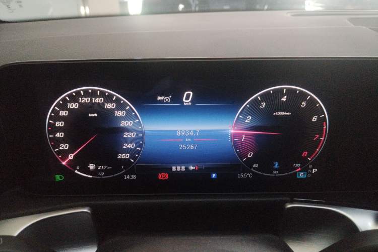 Used Mercedes-Benz GLB 2024 GLB 200 Dynamic Edition Instrument Cluster