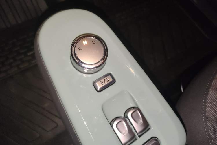 Used CHANGAN NEVO Lumin 2023 205km Xiangqin Version