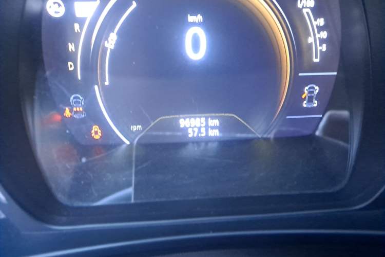 Used Renault Kadjar 2017 2.0L Two-Wheel Drive Fashion Edition
