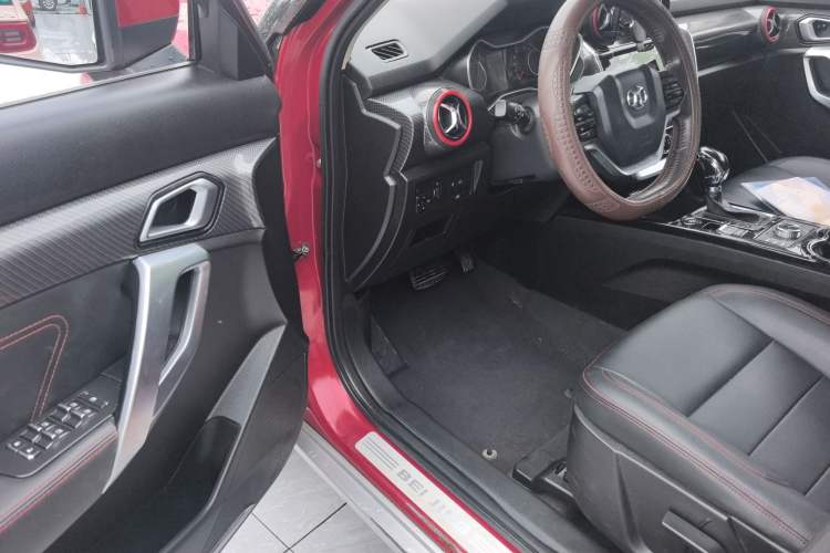 Used BAIC Off-Road BJ20 2016 1.5T CVT Luxury Model Driver Seat