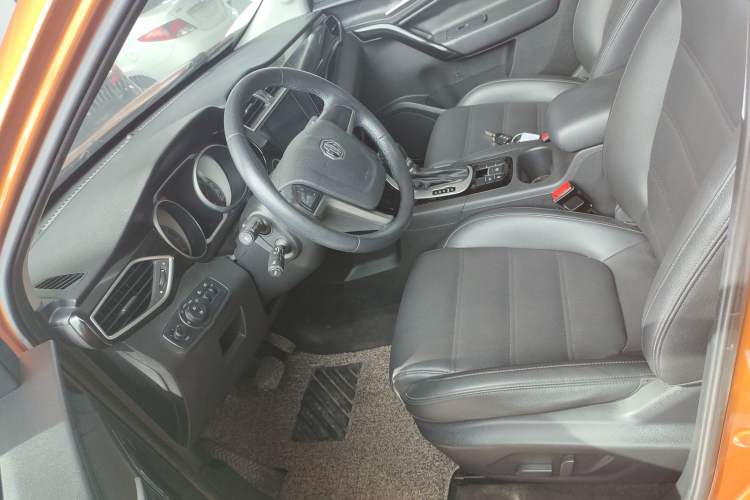 Used MG GS 2016 1.5TGI TST Luxury Edition Left Front Seat