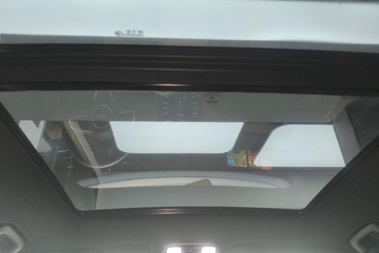 Used Li Auto ONE 2020 Extended-Range 6-Seater Version Headliner