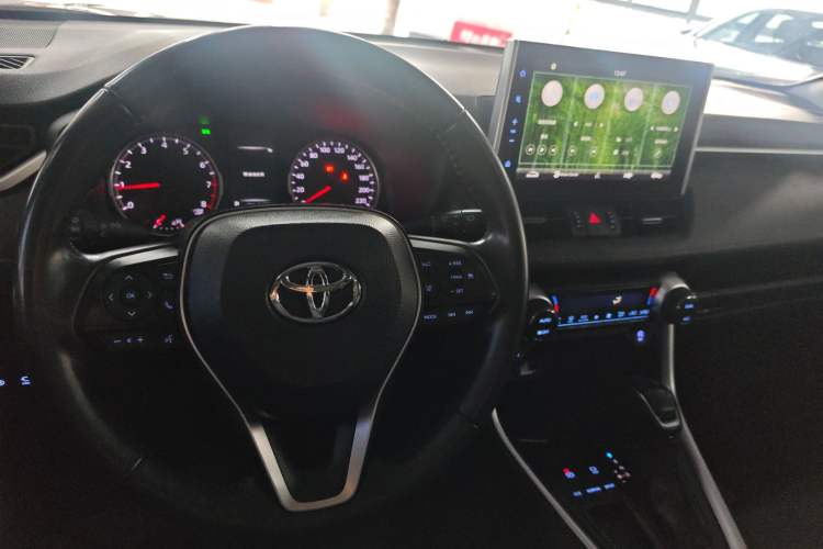 Used Toyota Wildlander 2022 2.0L CVT Two-Wheel Drive Luxury PLUS Edition
