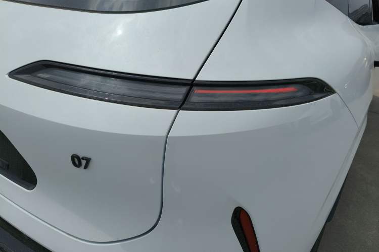 Used Avatr 07 2024 Pro+ All-Electric Version Right Rear Taillight