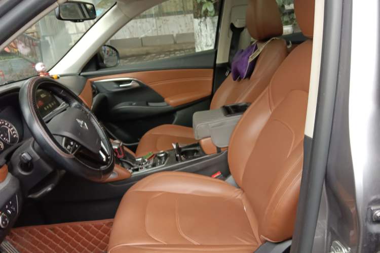 Used BORGWARD BX7 2016 28T 2WD Luxury Edition 7-seater
