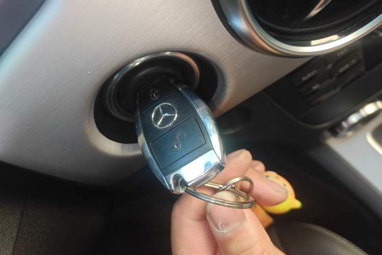 Used Mercedes-Benz GLK-Class 2015 GLK 260 4MATIC Dynamic Edition Ultimate Version
