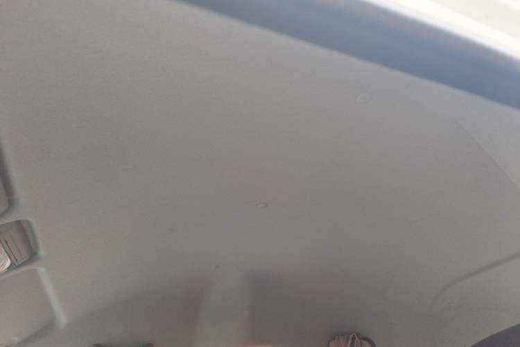 Used SRM Haoyun 2025 Launch Edition Farady 42.3 kWh 305 km 6 seats Headliner