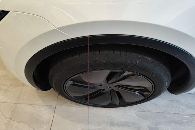 Used Tesla Model Y 2026 Rear-Drive Model
