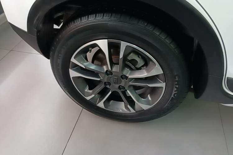 Used Geely Auto Vision X3 2019 Upgraded Model 1.5L CVT Elite Version
