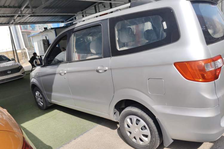 Used BAIC Weiwang M20 2014 1.5L practical type BJ415A Left Side