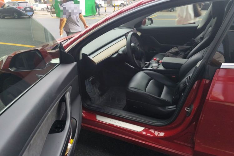 Used Tesla Model 3 2019 Long-Range Rear-Wheel-Drive Version