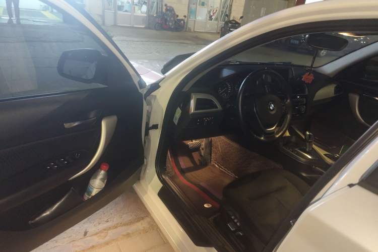 Used BMW 1 Series 2016 120i Leading Model