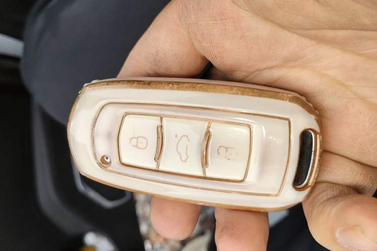 Used Geely Auto Vision X3 2019 Upgraded Model 1.5L CVT Prestige Version
